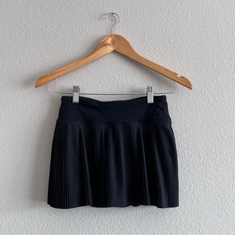 Elegant Black Pleated Active Skirt from Lululemon